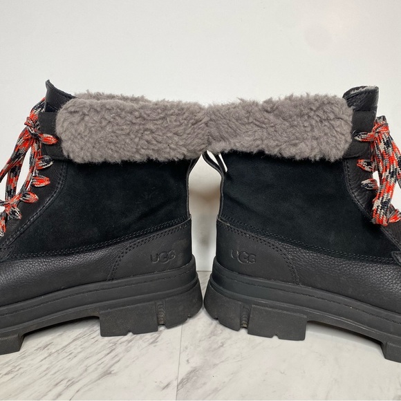 UGG Ashton Addie Black Fur Cuff Lace Up Lug Sole Boot 11 - Picture 9 of 16